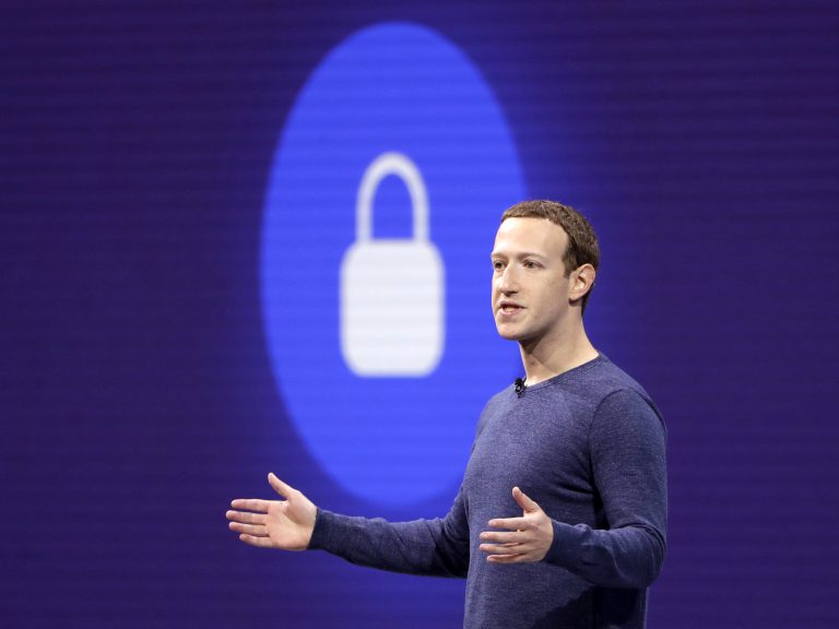 Facebook pagherà gli utenti per condividere dati su uso app